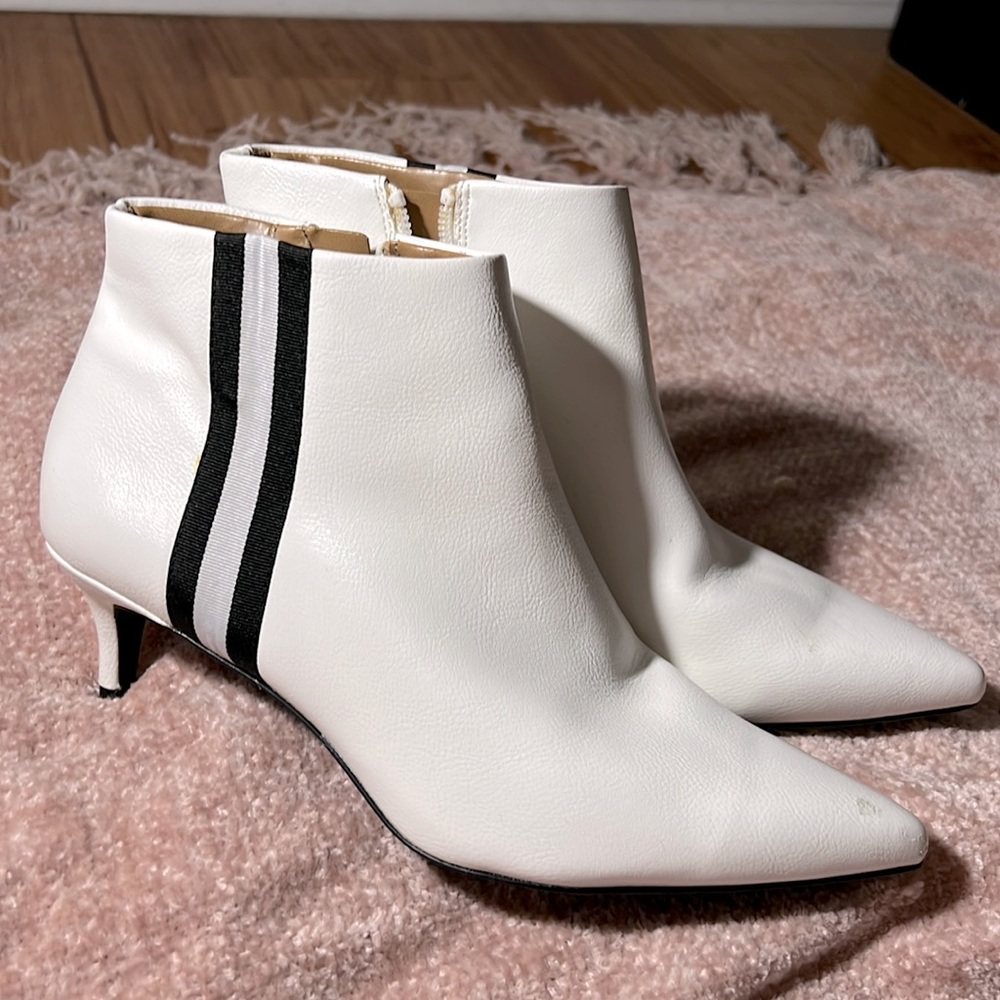 Abound Booties - Women | Color: White | Size: 6.5